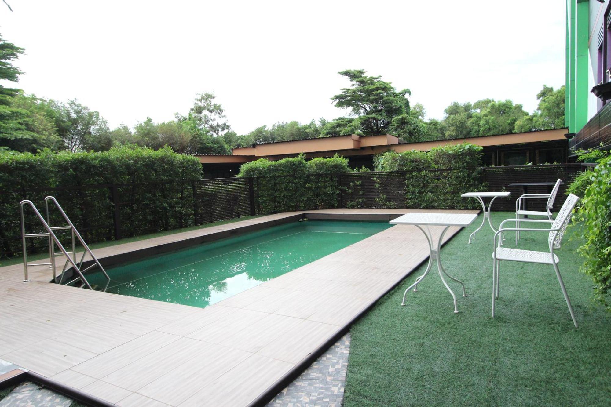 The Breton Hotel Media Bangkok Dış mekan fotoğraf